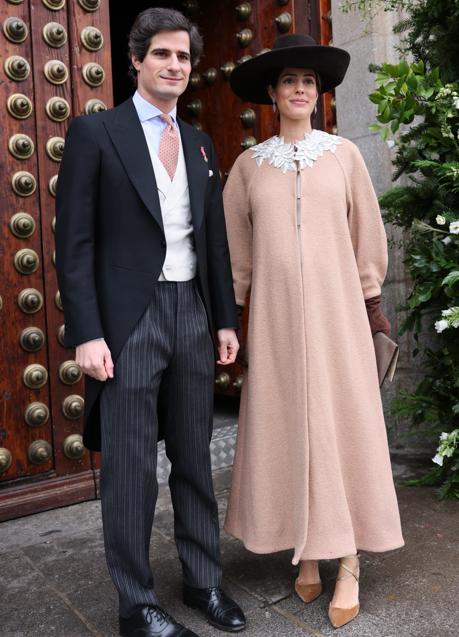 Imagen - Fernando Fitz James y Solis y Sofía Palazuelo a las puertas de la iglesia. / GTRES