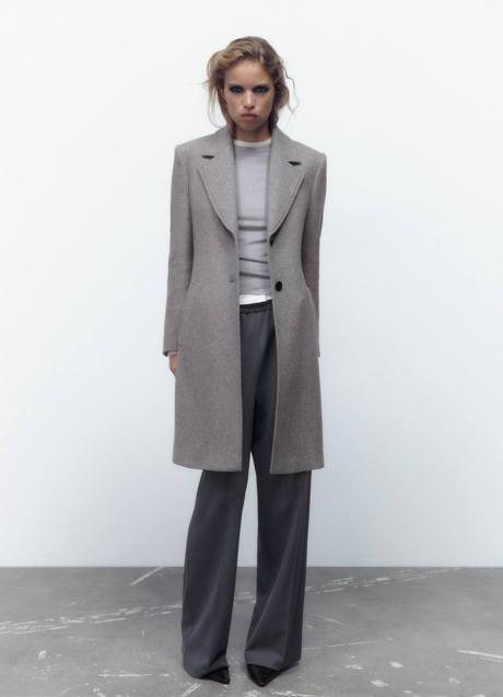 Imagen - Total look gris con abrigo, pantalón ancho y jersey fino