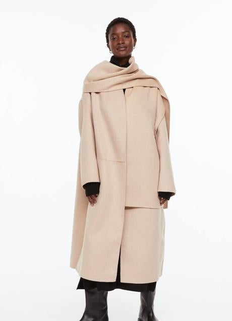 Imagen - Abrigo combinado con bufanda