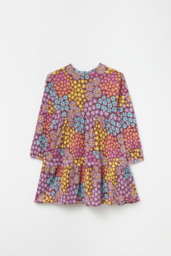 Vestido de flores muy colorido de Sfera (19,99 euros).