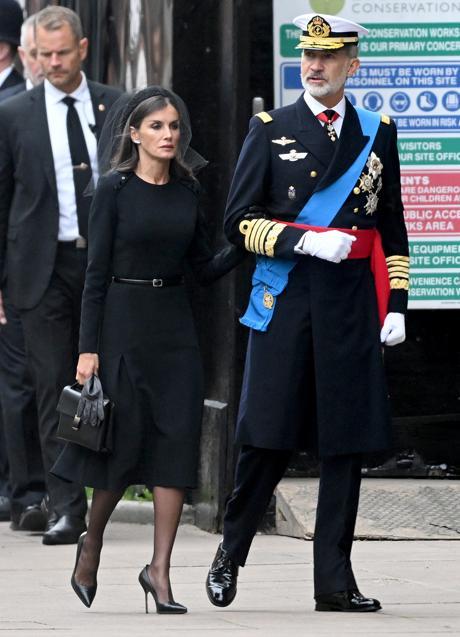 Imagen - Los reyes en el funeral de Isabel II: / GTRES