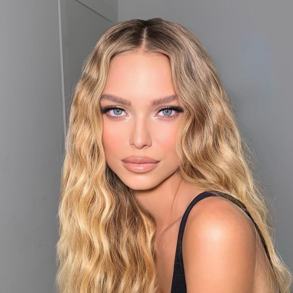 Estos son los mejores champús para pelo fino que arrasan entre las que buscan volumen y densidad.