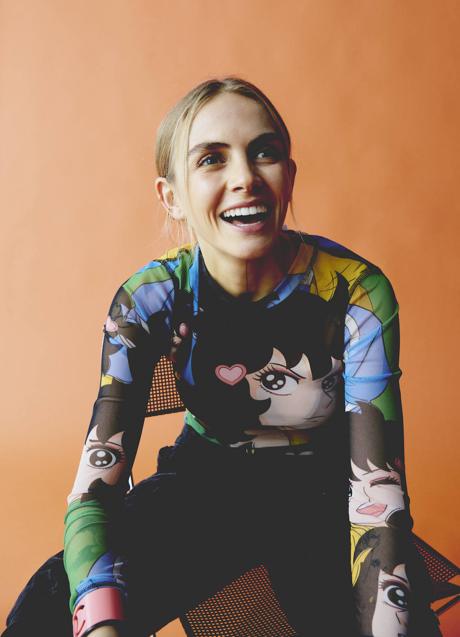 Imagen - Top estampado de JW Anderson en Mytheresa y pantalón de The Attico. La fotografía es de Pepe Lóbez y el estilismo, de Sara Fernández Castro.