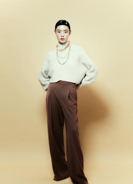 Imagen - Pantalón de estructura masculina, 25,15€ (antes 35,99€).