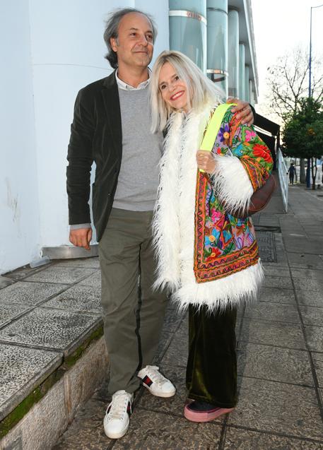 Imagen - Narcis Rebollo y Eugenia Martínez de Irujo abrazados. / GTRES