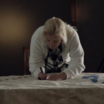 Imagen secundaria 1 - Así plasmaron sus testimonios algunos refugiados.