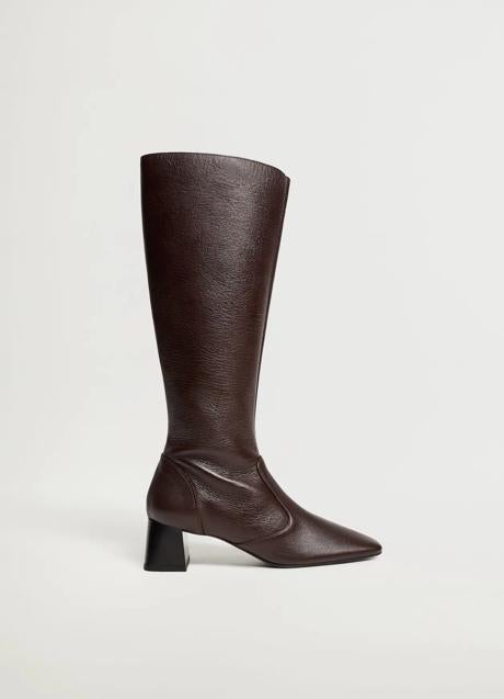 Imagen - Botas altas con tacón cuadrado en piel de Mango Outlet. Foto: Mango Outlet.