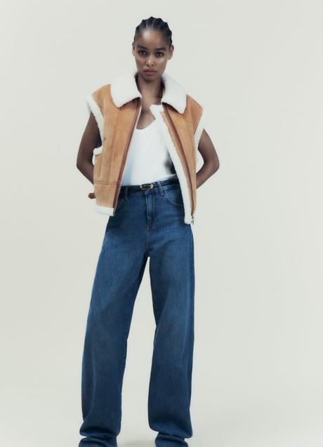 Imagen - Chaleco de borreguito de Zara, 49,95€.