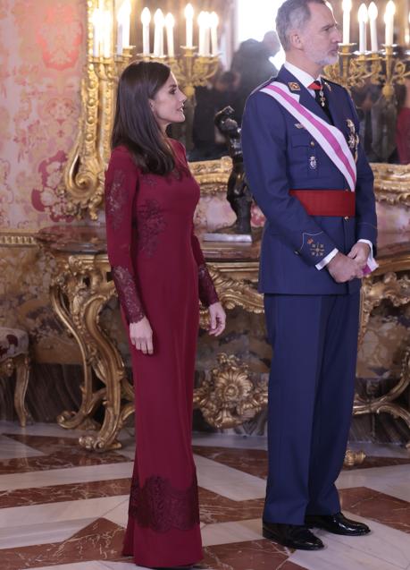 Imagen - La reina Letizia y el rey Felipe en la Pascua Militar. / GTRES