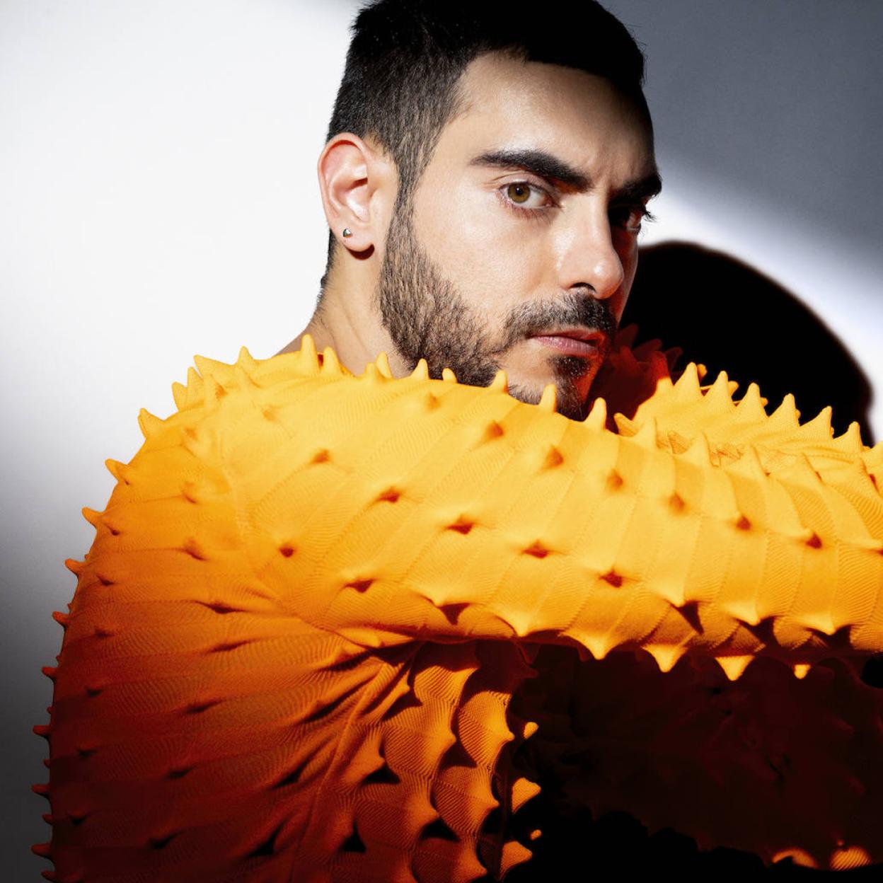 Retrato de Domingo Lázaro, diseñador y fundador de Dominnico.