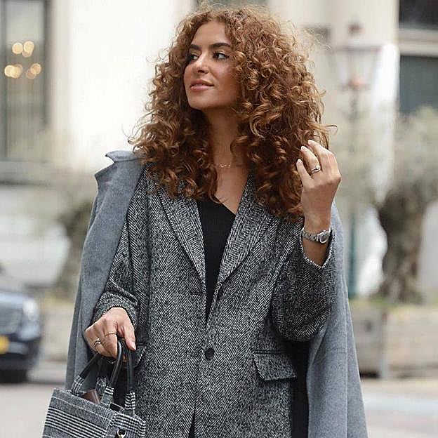 Mascarillas de plátano para pelo rizado que hidratan, fortalecen y definen al máximo