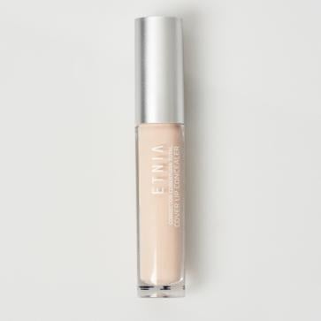 Imagen secundaria 1 - El corrector de Charlotte Tilbury (30 euros), de Etnia Cosmetics (11,36 euros) y el de Catrice (3,99 euros).