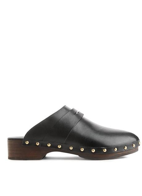 Imagen - Zuecos de cuero de Arket, 150€.