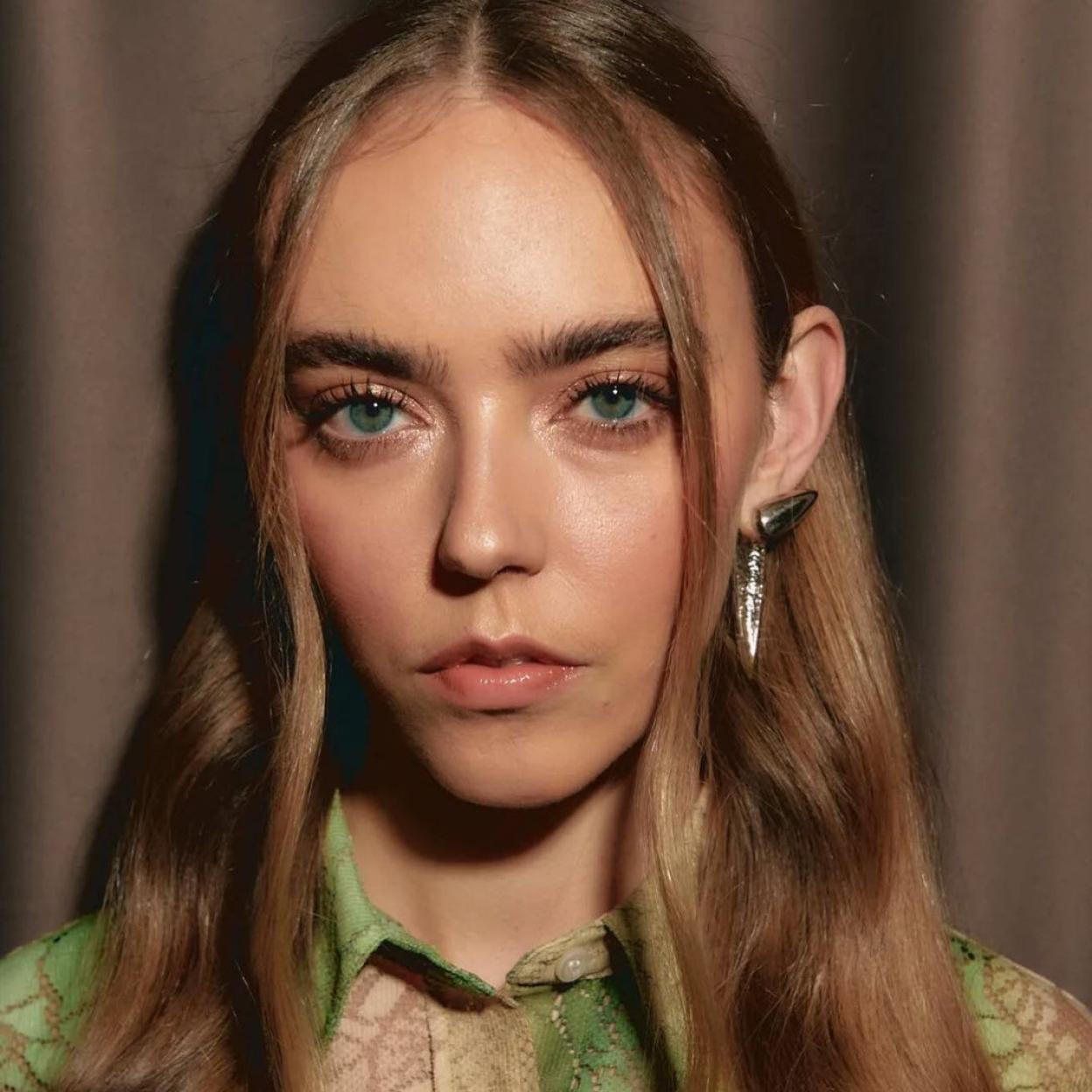 La actriz Valeria Sorolla con iluminador glow.