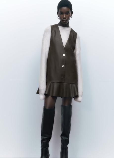 Imagen - Vestido pichi de Zara, 19,99€ (antes 29,95€).