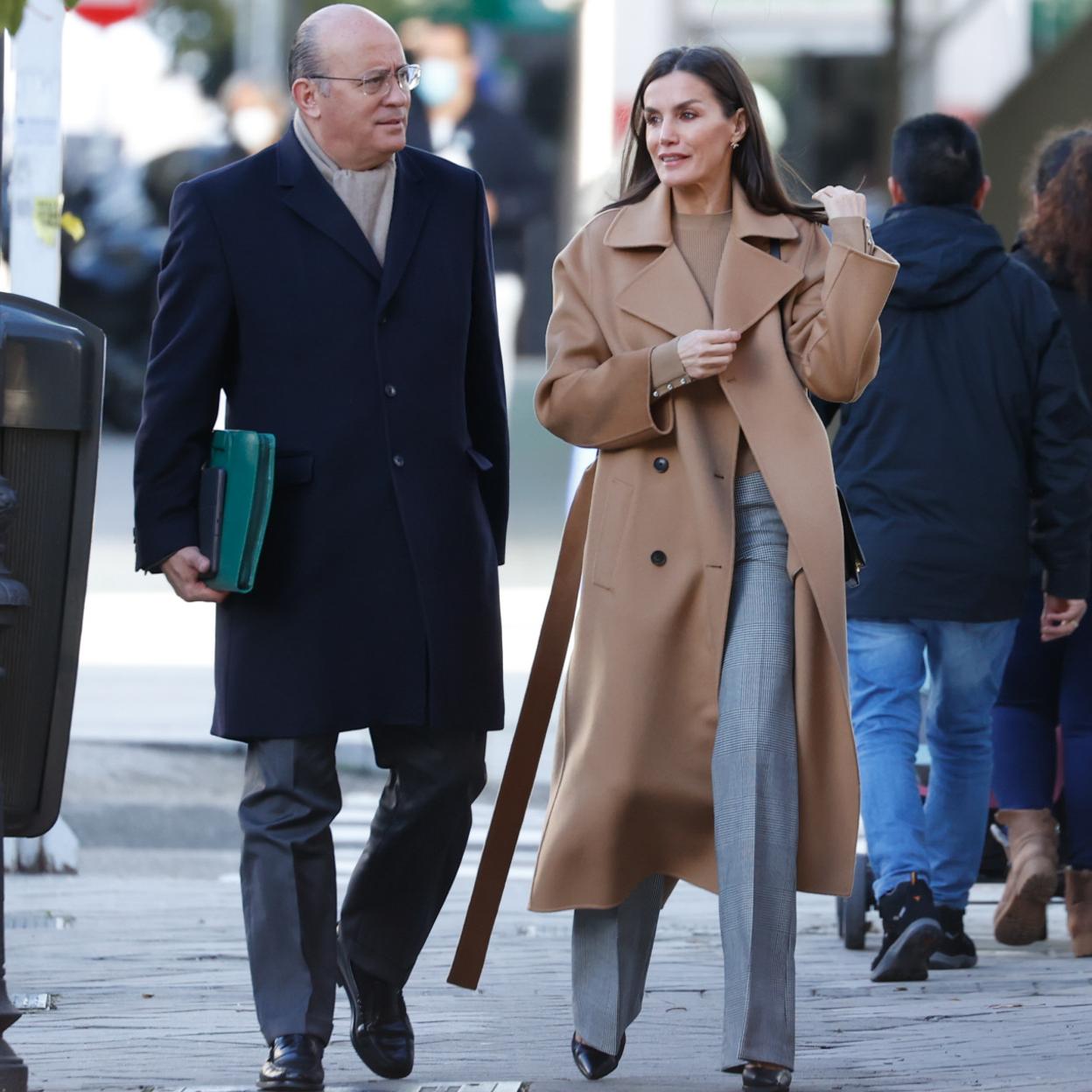 Letizia acude a una reunión de trabajo de la junta directiva de la Federación Española de Enfermedades Raras.