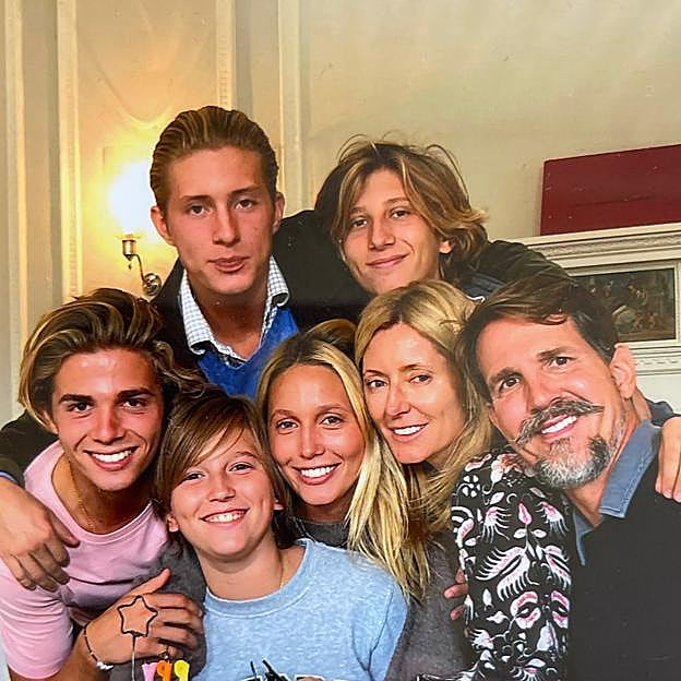 Marie-Chantal y Pablo de Grecia, con sus hijos.