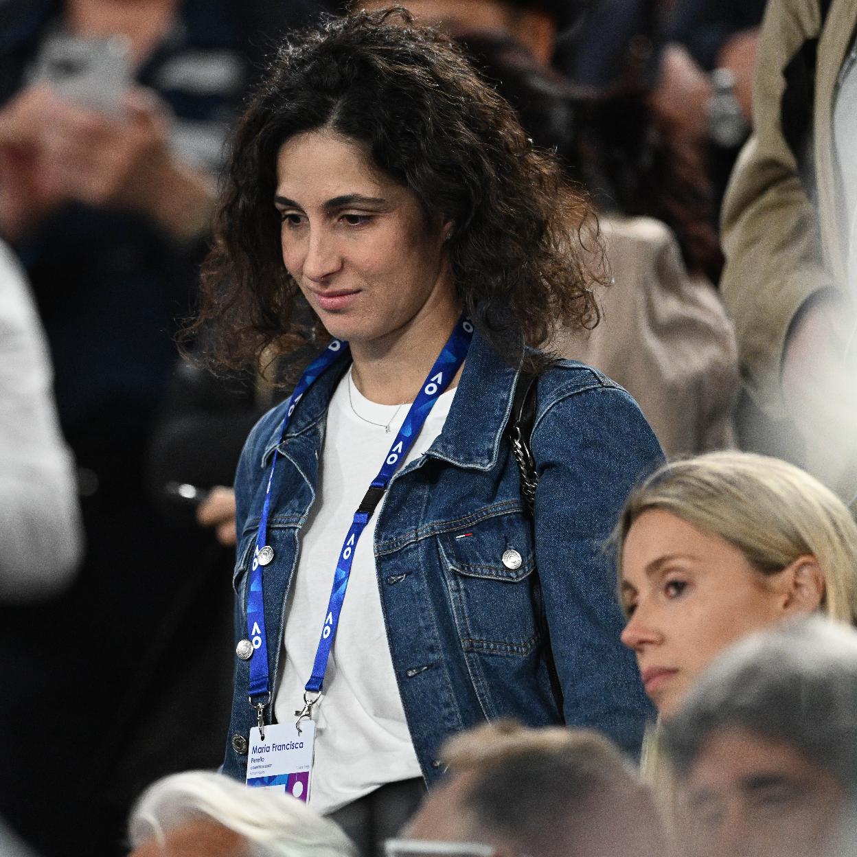 Xisca Perelló viendo jugar a Rafa Nadal en Australia.