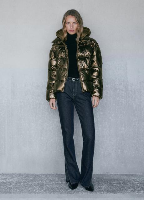 Imagen - Anorak acolchado en color verde brillante. Foto: Massimo Dutti. 