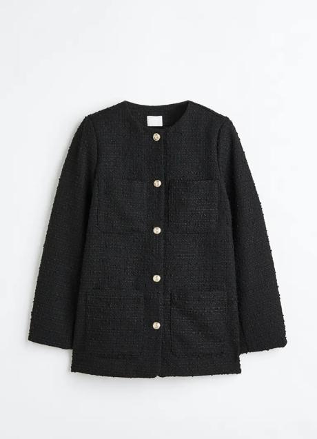 Imagen - Chaqueta estilo tweed en color negro de H&M. Foto: H&M.