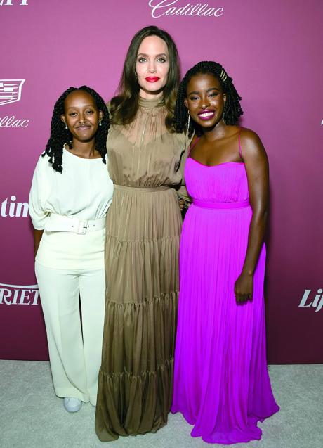 Imagen - Con Angelina Jolie y su hija. GETTY