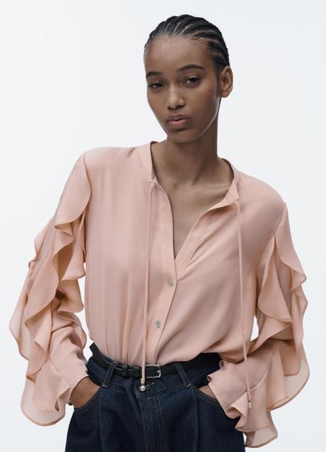 Imagen - Blusa de volantes de Zara, 29,95€.