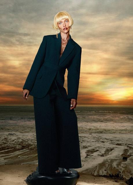 Imagen - Blazer recta con cinturón ancho