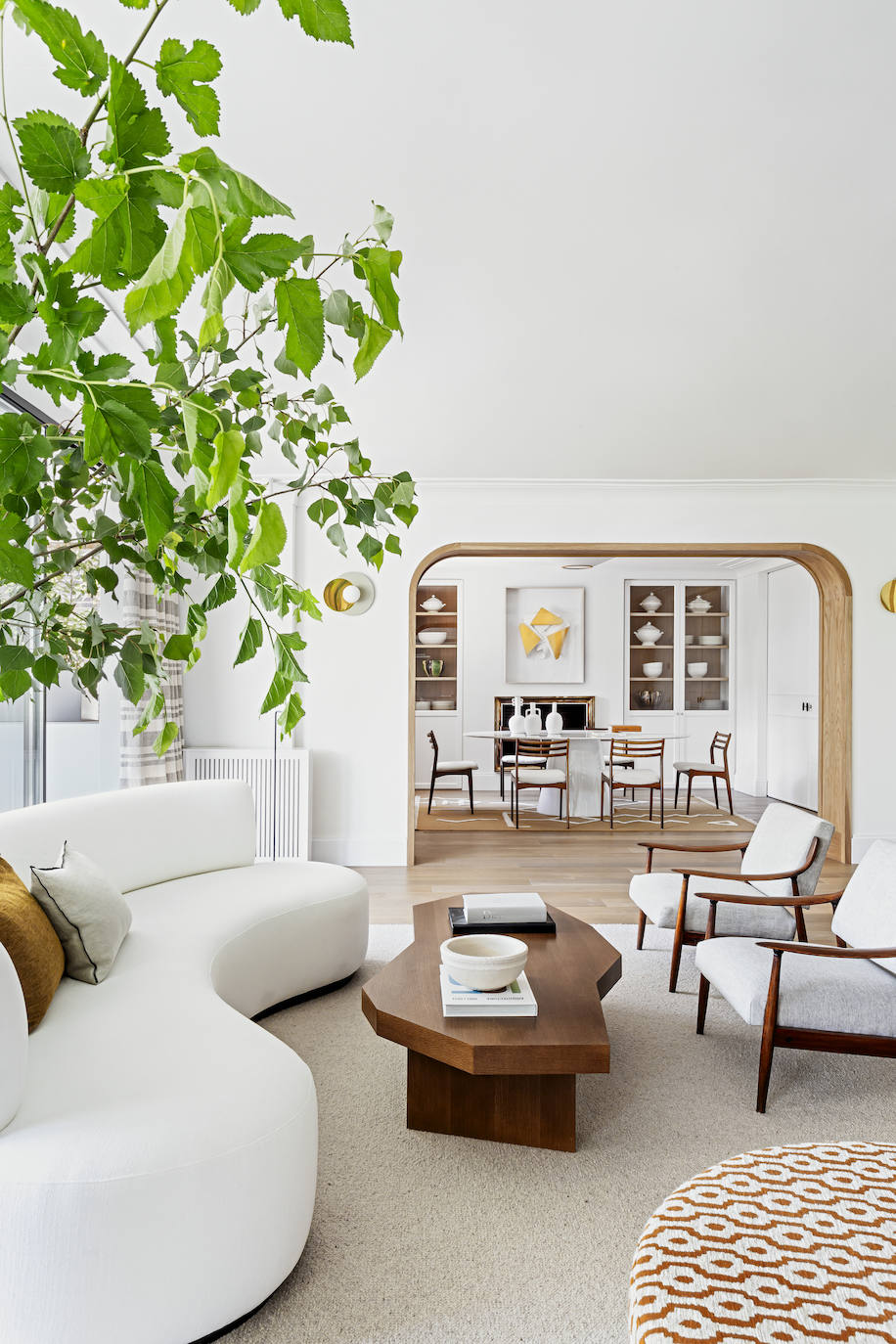 “Es esencial crear espacios para el orden, aprovechar cada metro cuadrado, tener siempre en mente la conexión entre las estancias y la flexibilidad de uso, pero sin perder la calidez y la comodidad, y con materiales bellos y naturales”. 