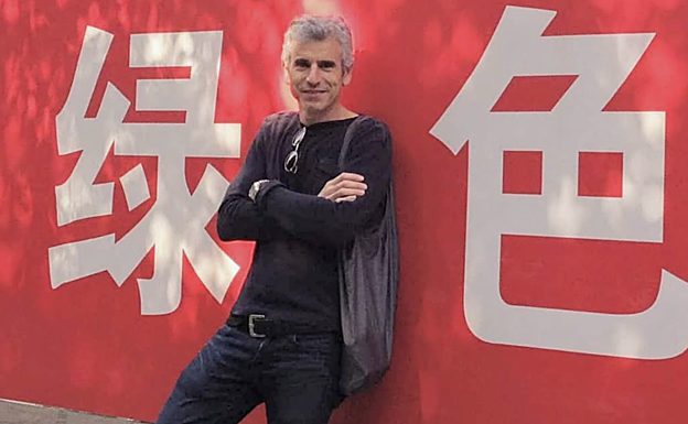 Antonio Vigo, el gran amor de Erika Ortiz, ejerce hoy de profesor en la facultad de Bellas Artes de la universidad rey Juan Carlos y tiene un notable curriculum expositivo, también internacional. 