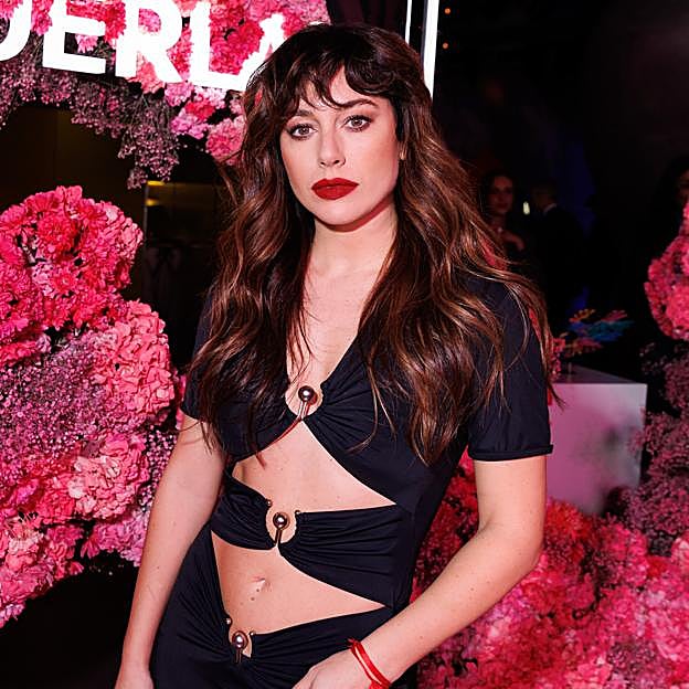 Blanca Suárez con el pelo rizado.