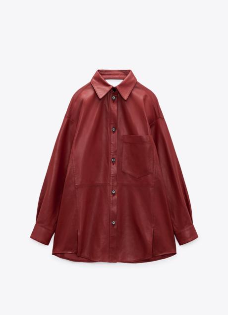 Imagen - Camisa de piel y botones de edición limitada de Zara. Foto: Zara.