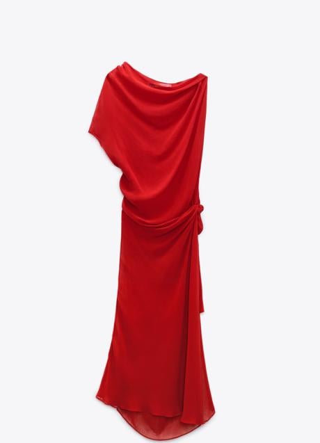 Imagen - Vestido drapeado en rojo de Zara. Foto: Zara.