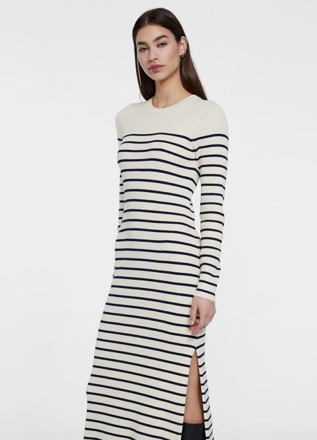 Imagen - Vestido de punto de Stradivarius (29,99 euros)