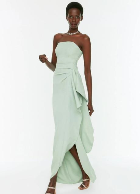 Imagen - Vestido corsetero de cóctel de Trendyol, 64,99€.