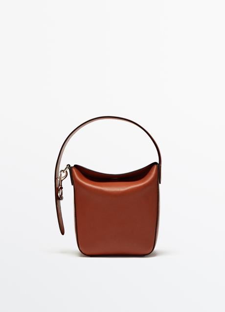 Imagen - Bolso de piel en color cuero (79,99 euros)