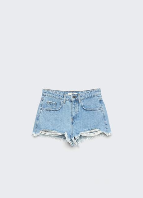 Imagen - Microshorts en denim de Stradivarius. Foto: Stradivarius.