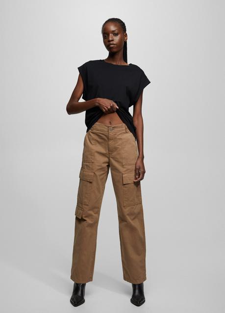 Imagen - Pantalón cargo de Pull & Bear (29,99 euros)