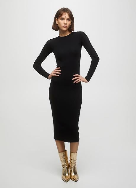 Imagen - Vestido midi de manga larga de Pull & Bear (15,99 euros)