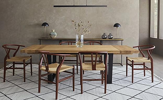 Mesa extensible de El Corte Inglés (1.125 euros).