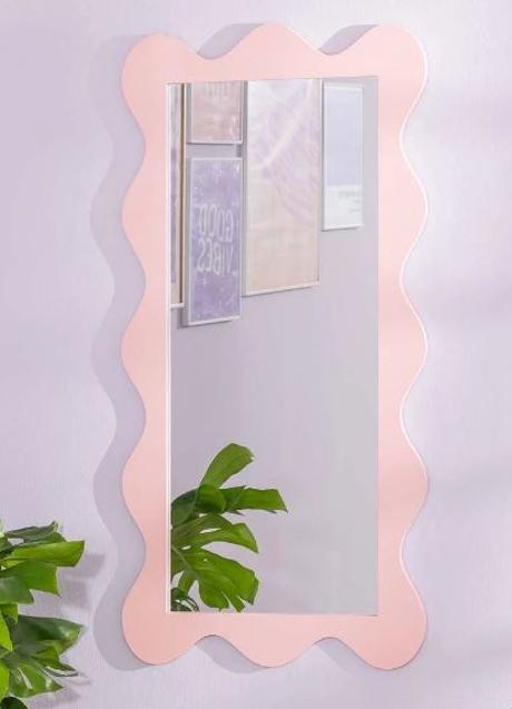 Imagen - El curvy mirror de Sklum, rebajado a 104 euros.