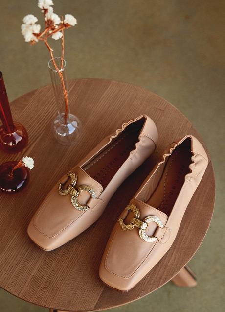 Imagen - Mocasines con punta cuadrada de Pedro Miralles, 139€.