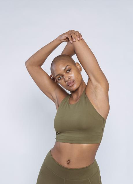 Imagen - Mujer con ropa deportiva/PEXELS