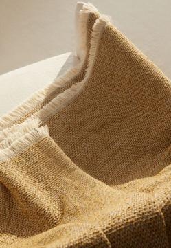 Imagen secundaria 2 - Mantas de Zara Home, entre 40 y 50 euros.