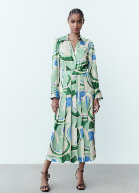 Imagen - Vestido plisado de Zara (45,99 euros)