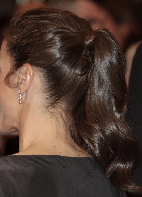 Imagen - La reina Letizia con coleta alta y efecto glow. Foto: Gtres.