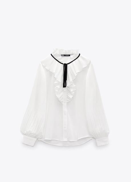 Imagen - Blusa con volantes y lazo de Zara. Foto: Zara.