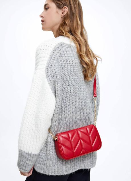 Imagen - Bolso bandolera acolchado en rojo