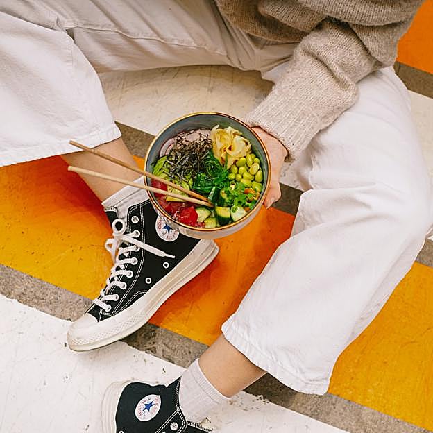 Una alimentación equilibrada es algo esencial para tener un vientre plano. 