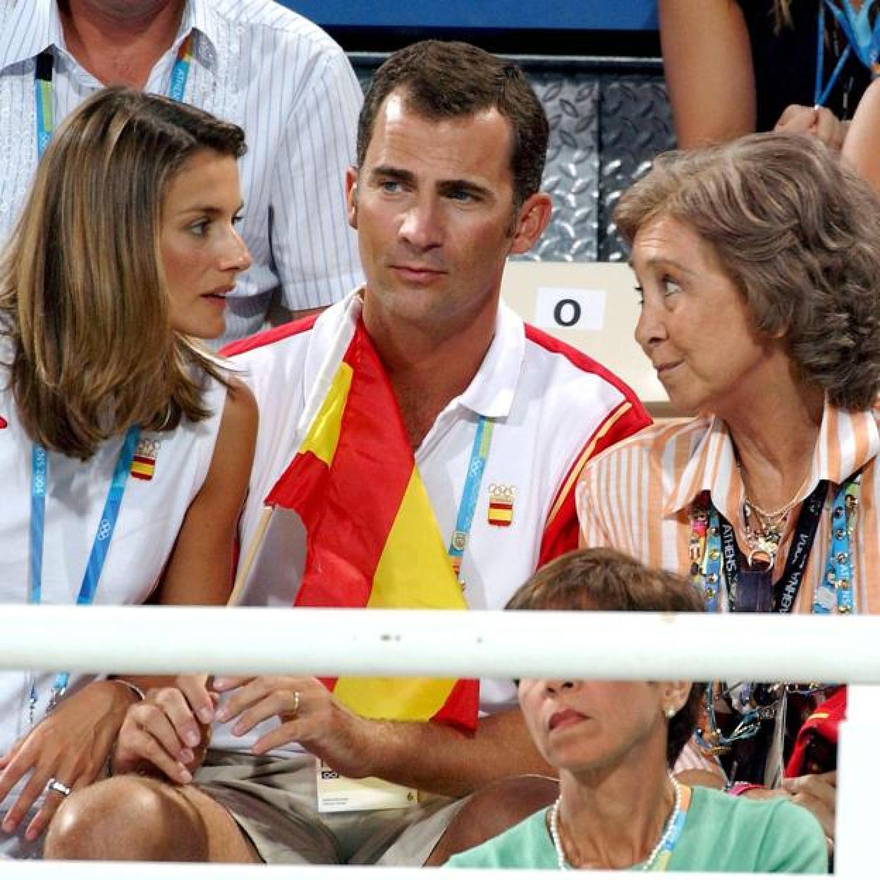 Letizia, Felipe VI y la reina Sofía.