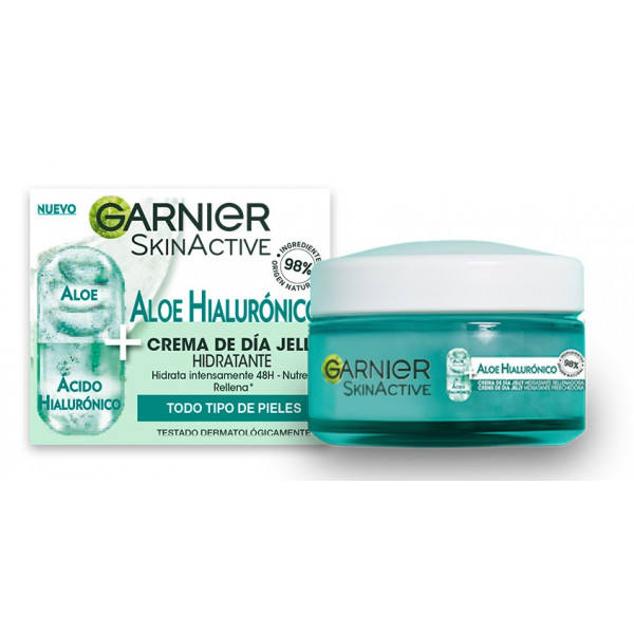 Skin Active 3 en 1 Aloe + Ácido Hialurónico de Garnier hidrata intensamente, nutre y refresca durante 48 horas, así como proporciona un efecto relleno que deja la piel repulpada, jugosa, elástica y radiante. Esto se consigue a través de la combinación reparadora, hidratante, antiedad y tonificante del aloe vera, el ácido hialurónico y el agua de semilla de uva.